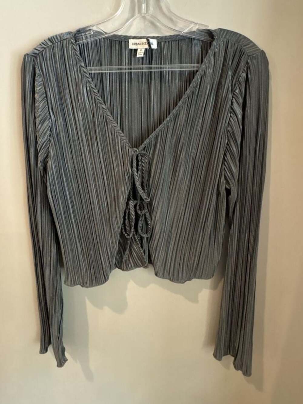 Urban Social Size S Pleated Tie Front Long Sleeve Top. Cropped